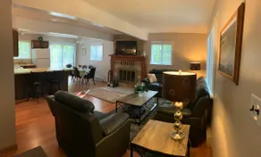 Large, cozy home for year-round recreational use - Image 5