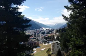 Sunny apartment in a castle in the Swiss Alps - Image 4