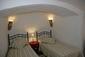 El Trillo Cave - Image 2