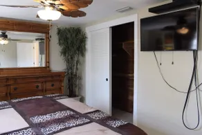 Psalm139 Canal Front Vacation Home - Image 4