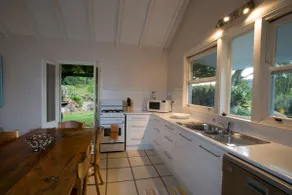 Longreach Riverside Retreat Cottage - Image 3