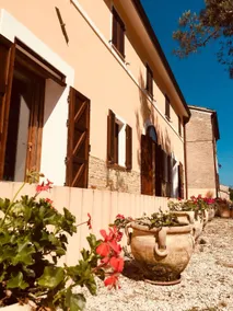 Villa Brettino- Pesaro mare e cultura - intera struttura con piscina - Image 3