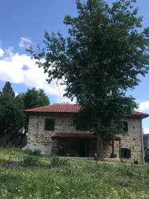 Lovely house in the heart of nature - Image 4
