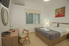 Kalamaki Riviera Deluxe Apartment - Image 5