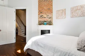 Restored Cottage Two Blocks from a Mardi Gras Parade Route - Image 3