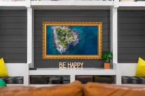 The Blue Beach House - Image 5