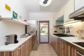 Chic Villa Eleni w BBQ 3min walk to the sea - Image 3