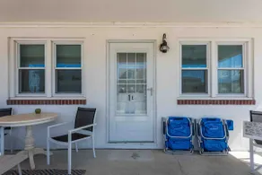 LBI 2 Bedroom Condo, w/ covered porch - Image 2