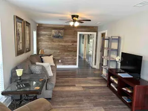 The Blue Heron Guest House-6 acres on the bayou. - Image 4