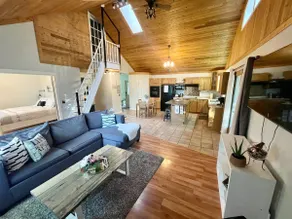 Lake Isle Cottage for Two |Lake View Dock & Kayaks - Image 2