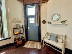 Historic 1 bed 1 bath in 1920's Chevy - Image 3