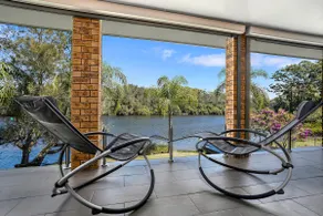 Bonville on Bonville - Image 2