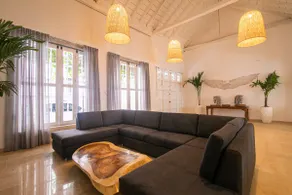 Old City 11 Bedroom Mansion - Image 5
