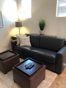 Newly built private suite - Image 4