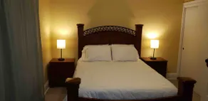 Beautiful 3-bedroom in the downtown Soo - Image 5