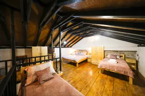 Rustic Holiday House With Private Pool - Image 2