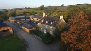 Luxury Manor House for 16 People - Image 3