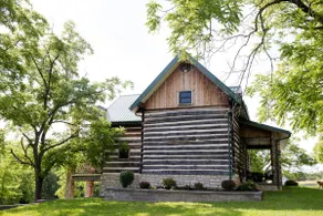 The Quinn Cabin - Sleeps 16 - Image 4
