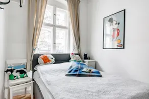 Deluxe Apartment in Boxi with Vintage Detailing - Image 4