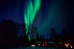 **LOG CABIN ON THE RIVER! Alaskan*Aurora ADVENTURE - Image 4