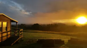 Miranda Downs country cabin - Image 3