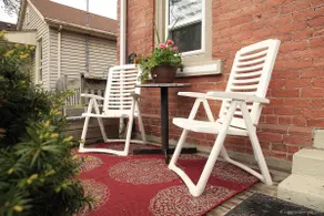 Private 2 Bedroom Suite in the Heart of Hamilton - Image 2