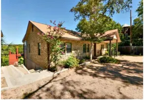 Sunset Cove Lakefront Home on LakeTravis w/ Dock - Image 3