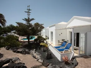 Luxurious Bungalow A2 in a quiet complex with pool 100m from the sea - Image 4