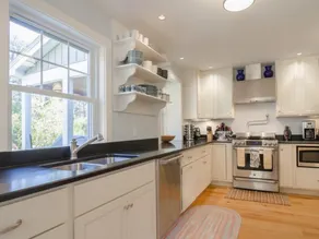 Classic Maine, Modern Comfort - Image 2