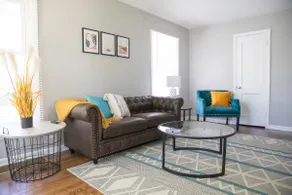 Cute Home, Newly Remodeled, Great Location! - Image 2
