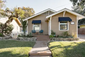 Old-Fashioned Charm Home in Rose Park - Image 3