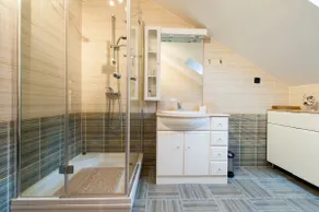 Old Pear Apartment - Image 5