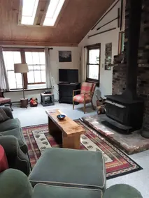 Bears' Crossing Cabin - Image 4