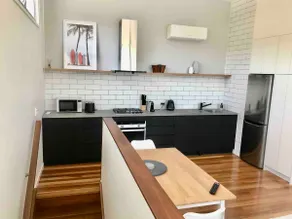 The Noosa Loft - Private, Close to Everything! - Image 5