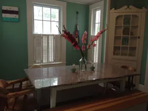 Charming Belfast home. Walk downtown/water - Image 4