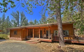 Shanks' Log Home in the Woods - Image 2