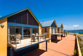 Snug Cove Villa - Image 2