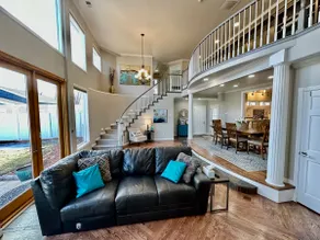Spacious Hidden Gem w/ Hot Tub & 15 mins to Denver - Image 2