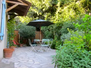 Charming apartment + garden and garage - Image 3