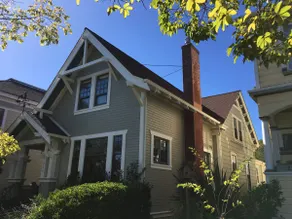 Spacious Restored Downtown Craftsman - Image 2