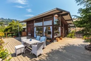 4 bedroom single story w/ deck - Image 2