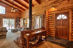 Shanks' Log Home in the Woods - Image 3