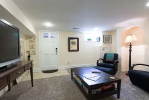 Historic Old Town Alexandria Private Apartment - Image 4