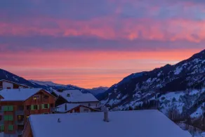 Stunning modern apartment on beginner ski-piste - Image 5