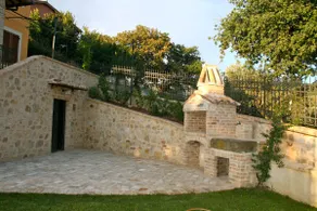 Altes Landhaus und Pool in Umbrian Hills zwischen Foligno und Assisi - Image 5