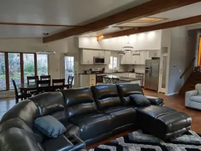 Beautiful 6 bedroom with Heated Pool & Jacuzzi - Image 3