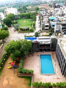 Jai Villas Services Apartments - Image 4