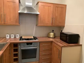 Cosy two bedroom apartment - Image 3