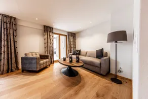 Unique Alpic style apartment in the heart of Davos - Image 5