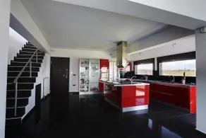 Leni qua...View house... - Image 4